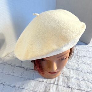 100% WOOL CREAM BERET MADE IN SOUTH AFRICA O/S